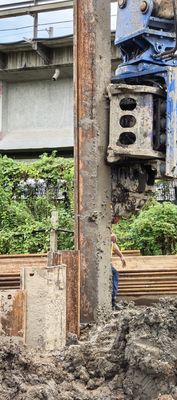 SV-400 Side Grip Pile Driver ️ Chế độ điều khiển vị trí chính xác và nghiền tĩnh Tiếng ồn rung thấp cho môi trường nhạy cảm
