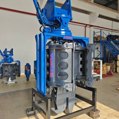 Máy đóng cọc bên hông | Tốc độ nâng 10 M/phút | Dung tích bình xăng lớn 150 L