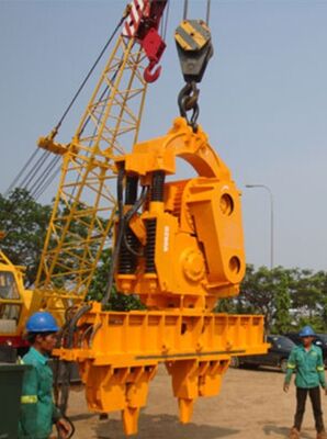 DZ150A búa rung động   150 KW động cơ + 12,5 mm Amplitude   lý tưởng cho nền tảng ngoài khơi và cofferdams ở Nga